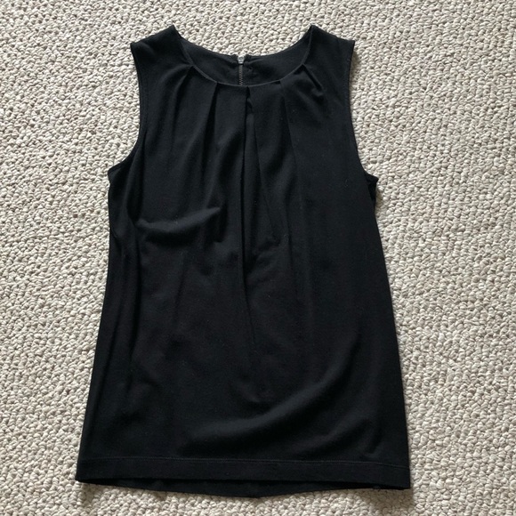 Club Monaco Tops - Club Monaco Black Sleeveless Top